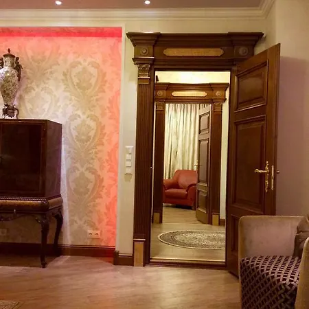 Luxury Pilies Avenue Вільнюс